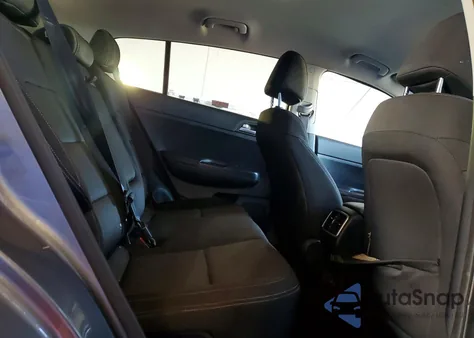 2017 Kia Sportage Lx z USA, uszkodzony, nr VIN KNDPM3AC6H7121809